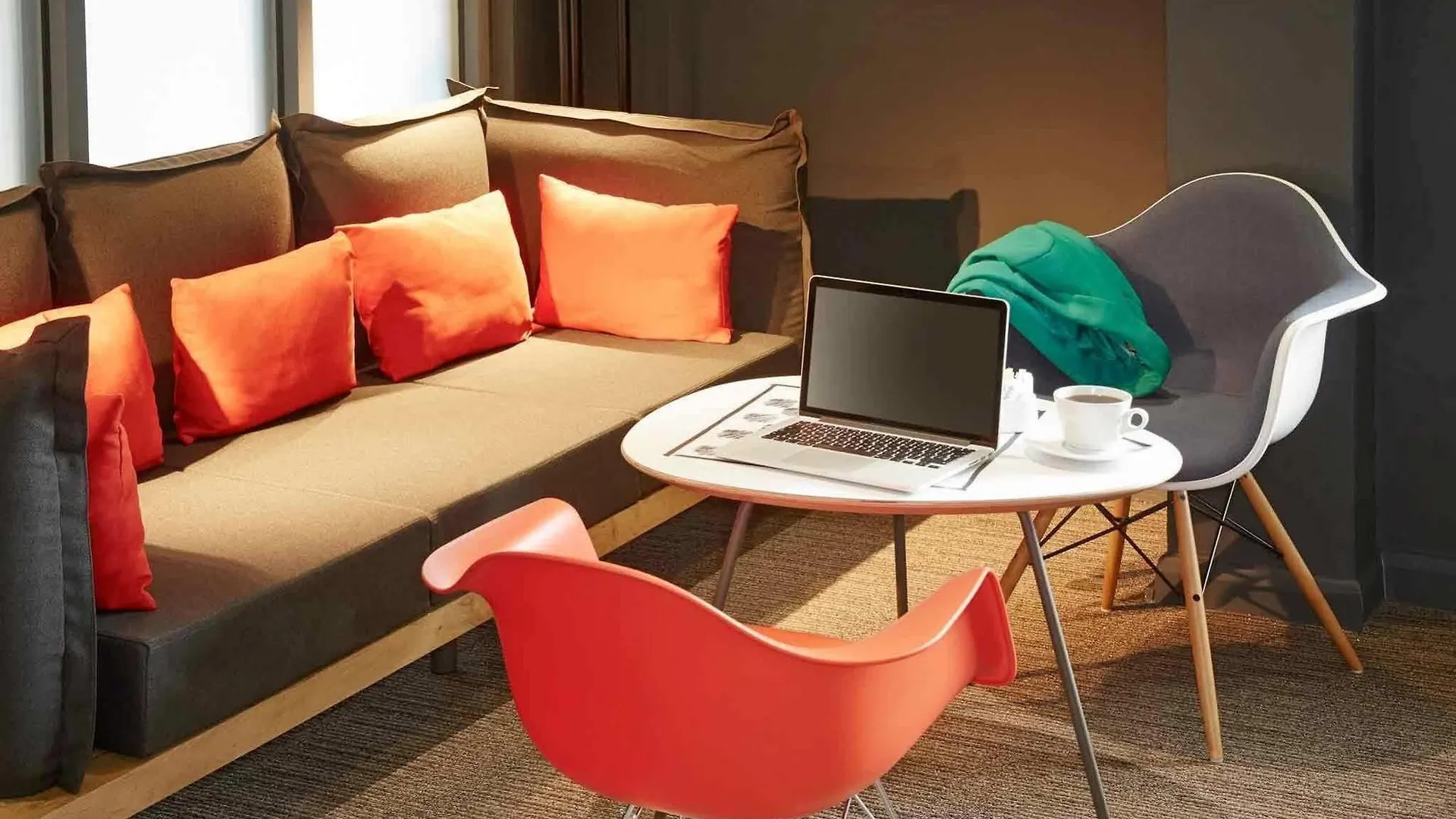 Hotel ibis London Stratford 3*,  Großbritannien